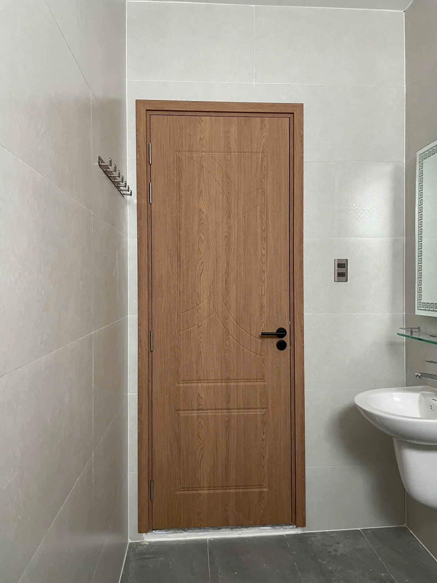Top Mẫu Cửa Nhựa Composite Bán Chạy Nhất 2025 Top Mẫu Cửa Nhựa Composite Bán Chạy Nhất 2025
